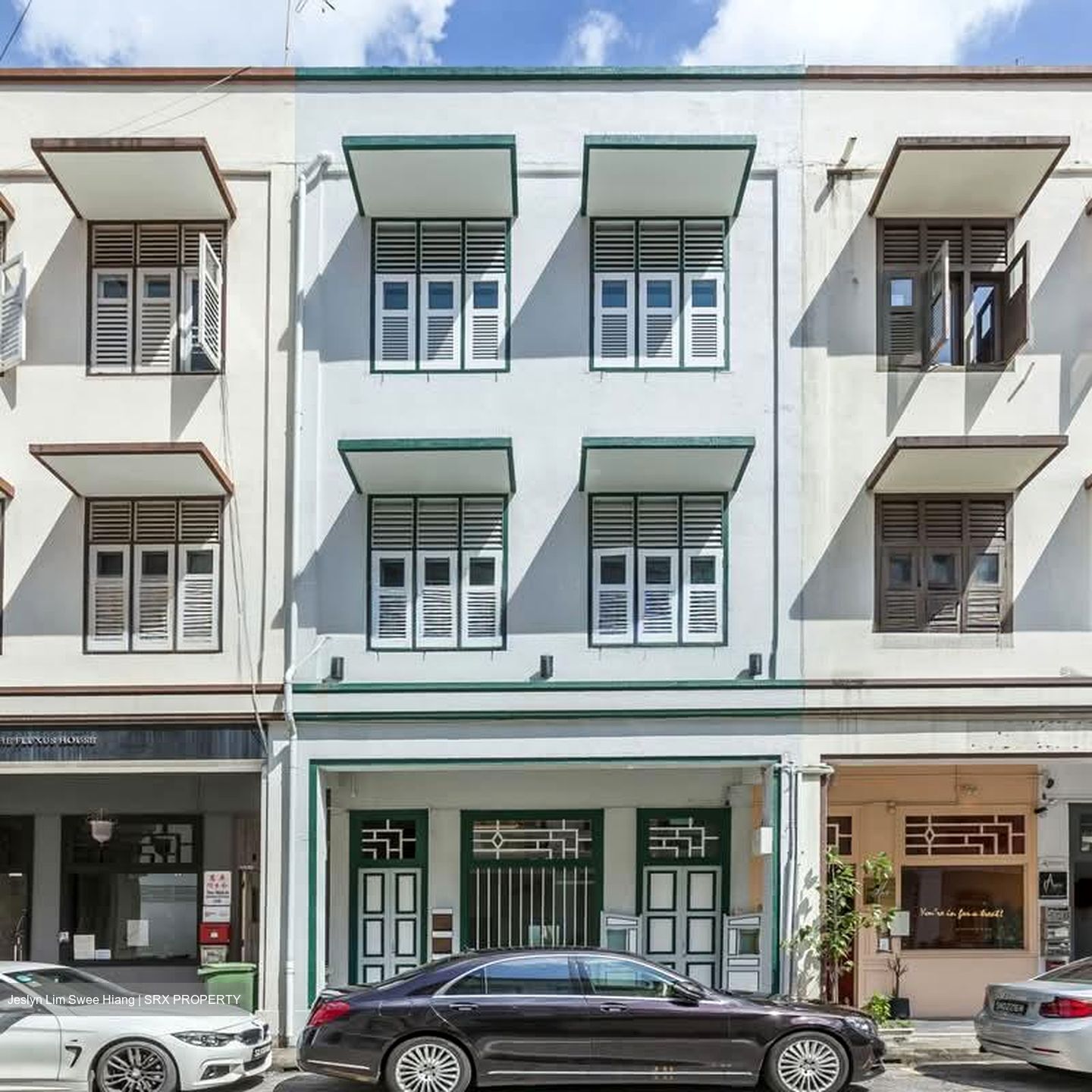 Teo Hong Road (D2), Shop House #580591011